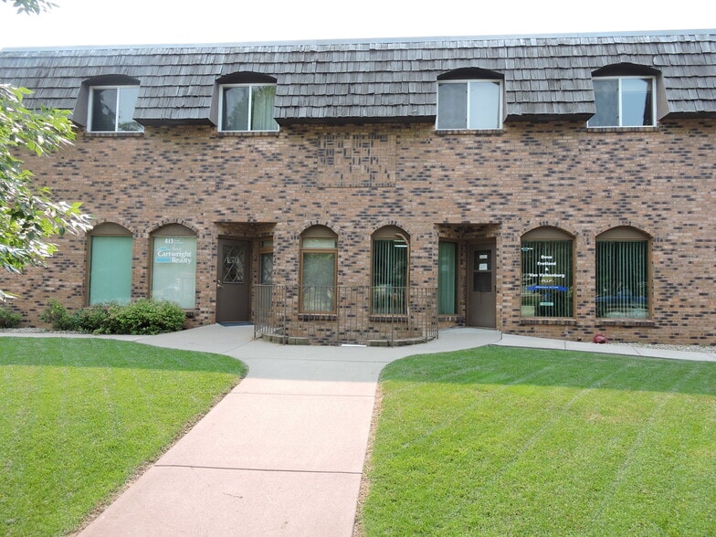 Primary Photo Of 413 S Rum River Dr, Princeton Office For Lease