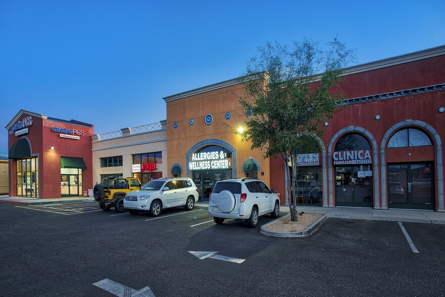 More Photos Of 3305 E Greenway Rd, Phoenix General Retail For Lease