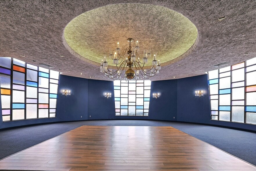 More Photos Of 311 Central Park Ave, Yonkers Specialty For Sale