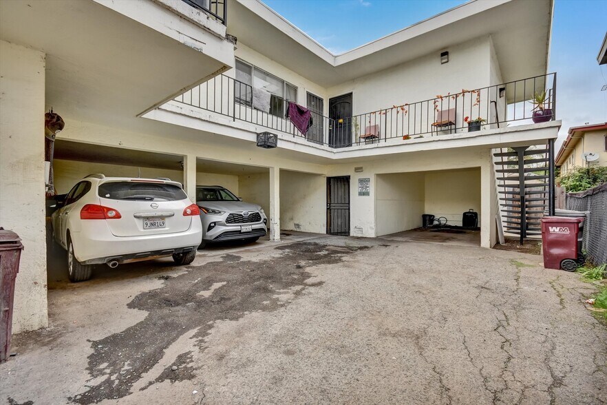 More Photos Of 1035 76th Ave, Oakland Apartments For Sale