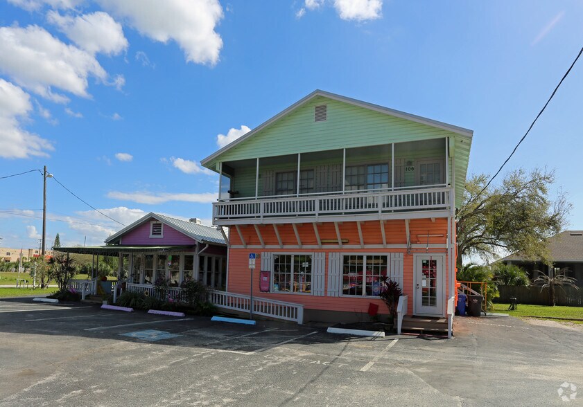 More Photos Of 102 W Shell Point Rd, Ruskin Storefront For Sale
