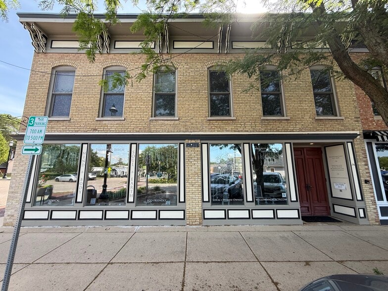 Primary Photo Of 324-326 N River St, East Dundee Storefront For Lease