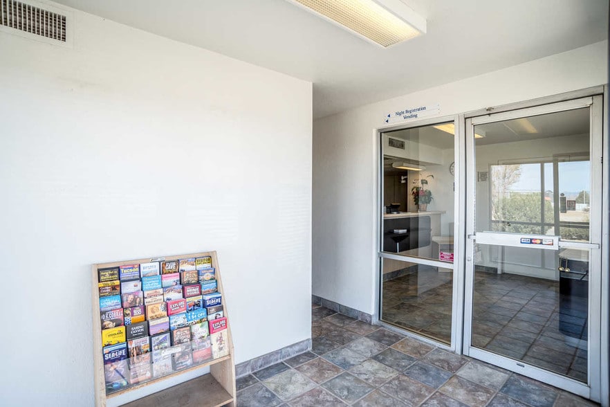 More Photos Of 921 N Bisbee Ave, Willcox Hotel For Sale