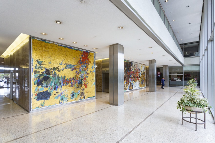 More Photos Of 3600 Wilshire Blvd, Los Angeles Office For Lease