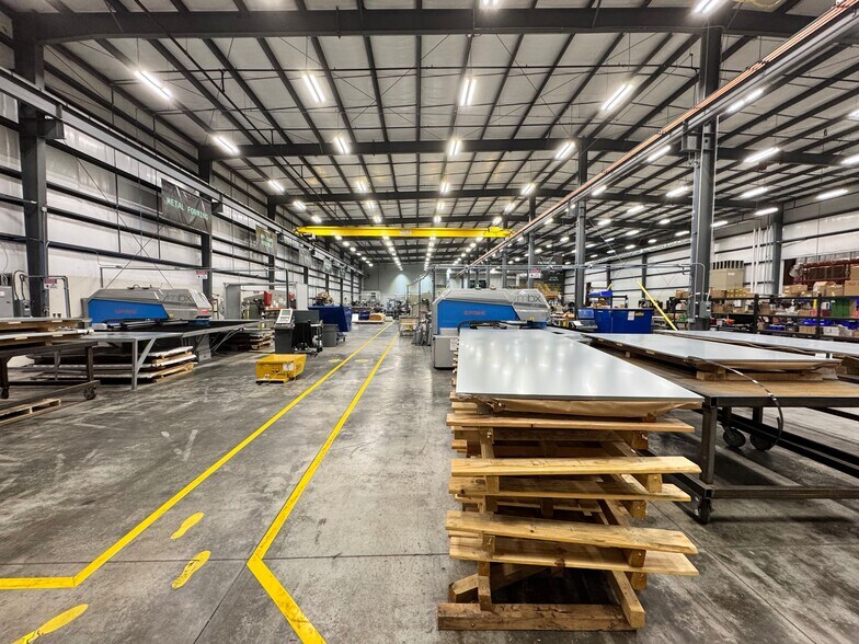 More Photos Of 4010 Deerpark Blvd, Elkton Manufacturing For Sale