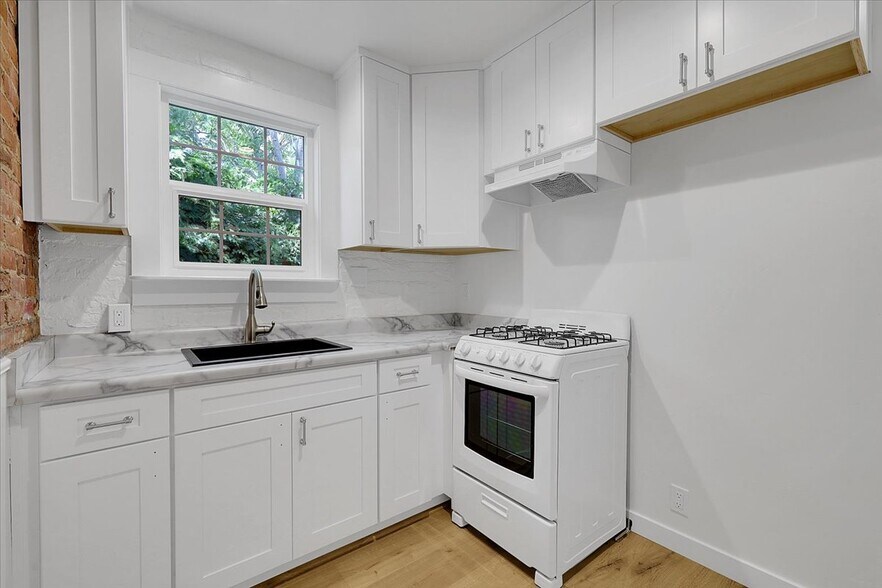 More Photos Of 630 D St, Marysville Apartments For Sale