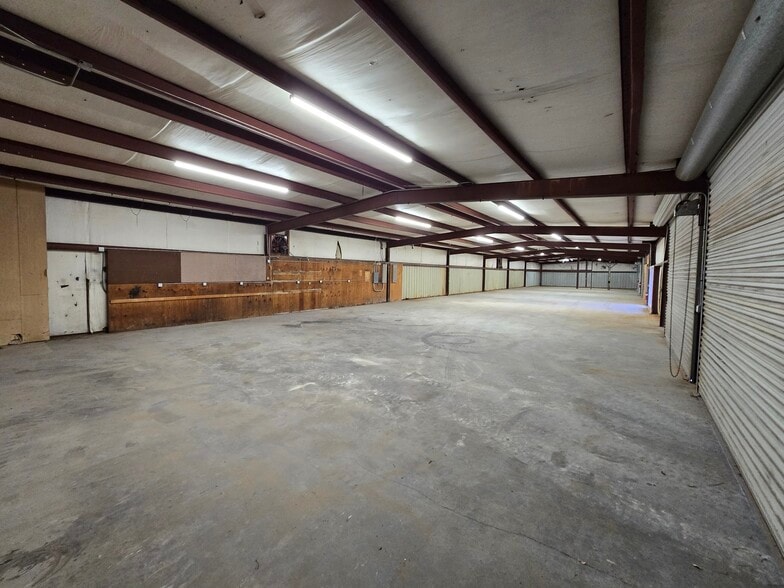 More Photos Of 430-436 Columbia Dr, Carrollton Unknown For Lease