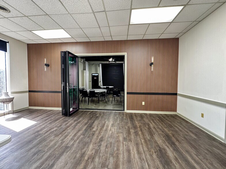 More Photos Of 3000-3002 Bob Wallace Ave SW, Huntsville Light Distribution For Sale