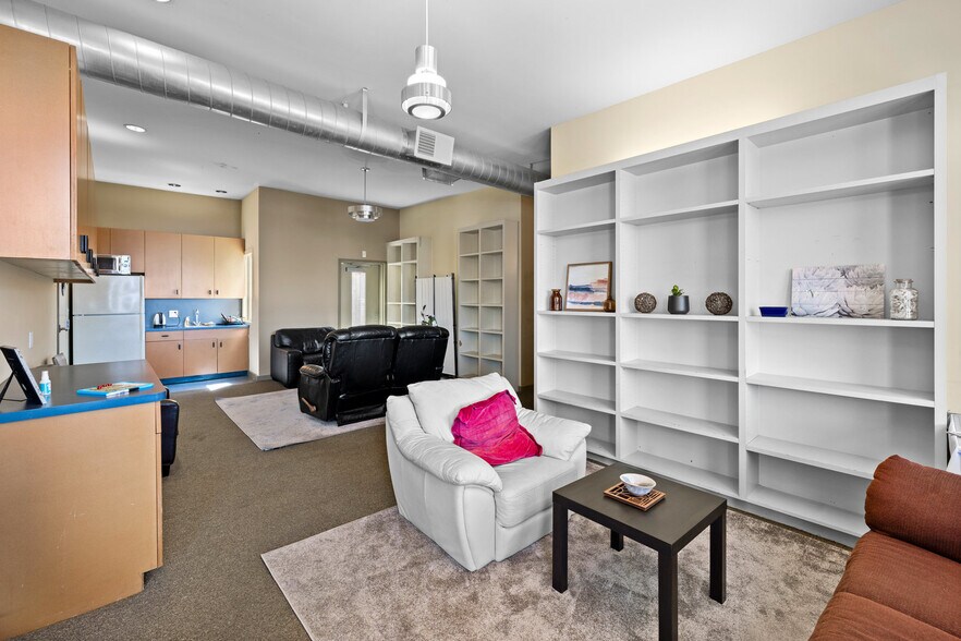 More Photos Of 2901-2903 Sacramento St, Berkeley Storefront Retail Residential For Sale