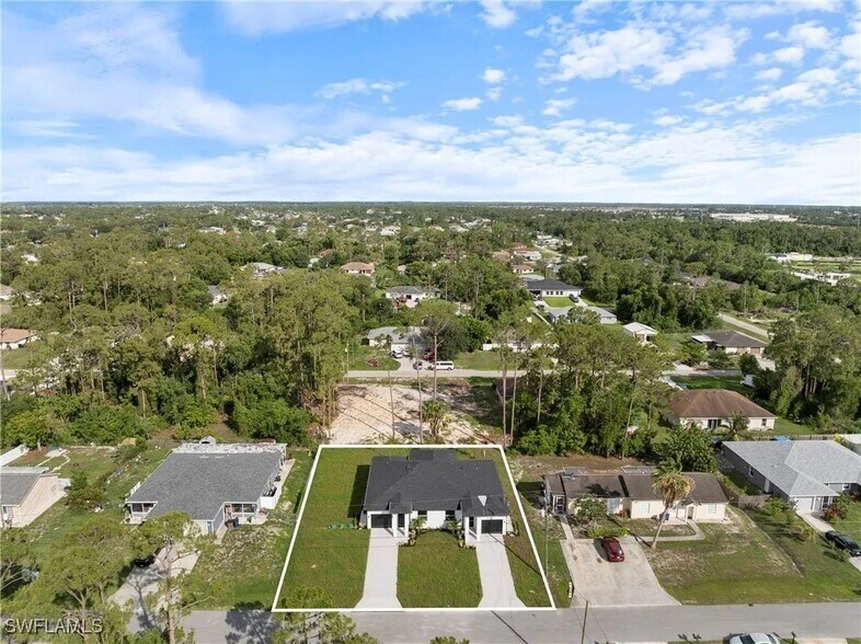 More Photos Of 2429-2431 Lola Ave, Lehigh Acres Apartments For Sale