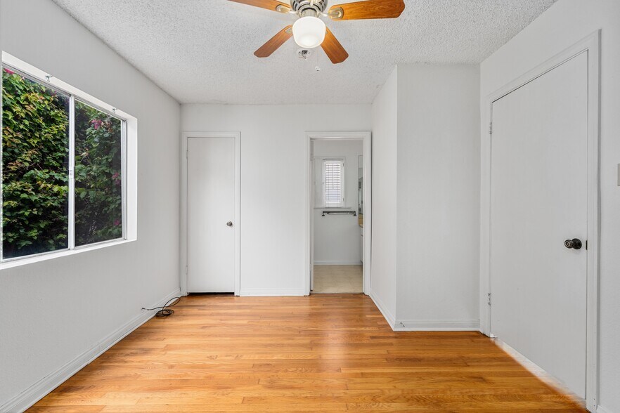 More Photos Of 1507-1509 14th St, Santa Monica Apartments For Sale