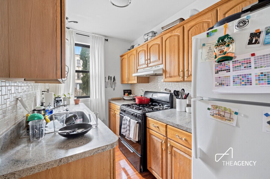 More Photos Of 177 Java St, Brooklyn Multifamily For Sale