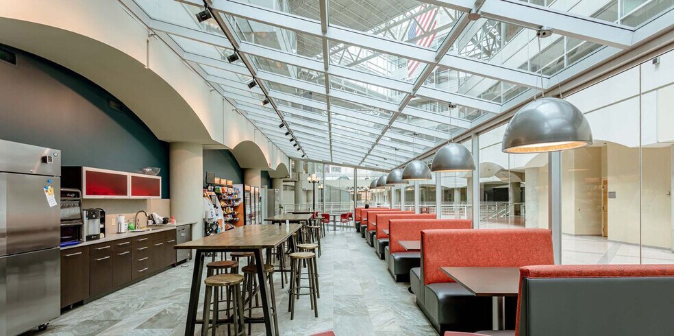 More Photos Of 441 S Salina St, Syracuse Office For Lease