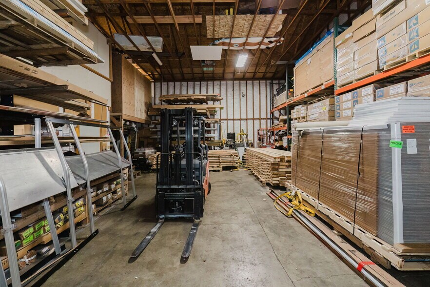 More Photos Of 5706 Bethel Rd, Port Orchard Warehouse For Sale