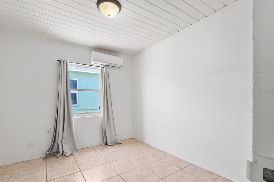 More Photos Of 2004 E 15th Ave, Tampa Apartments For Sale