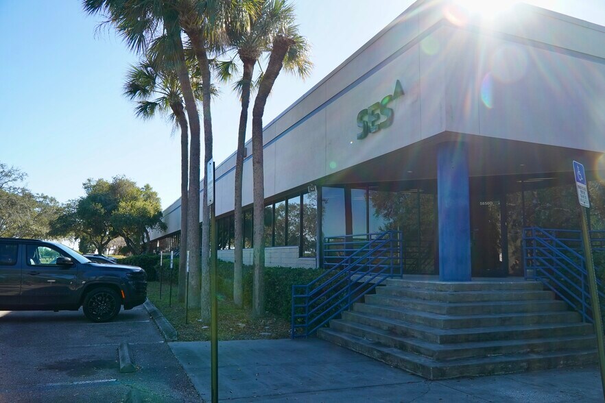 More Photos Of 5850 W Cypress St, Tampa Office For Lease
