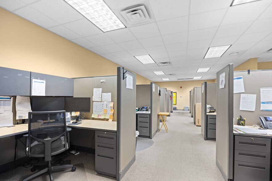 More Photos Of 160 Willbrook Blvd, Pawleys Island Office For Lease