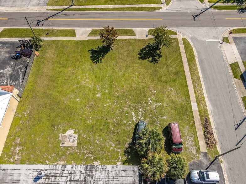 More Photos Of 1018 Orange St, Titusville Warehouse For Sale