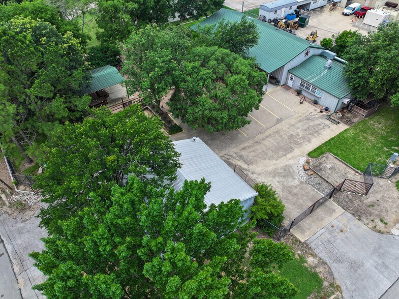 More Photos Of 223 Depot St, Mansfield Restaurant For Sale