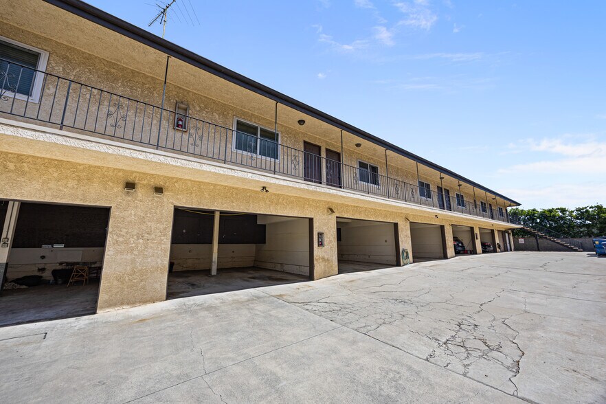 More Photos Of 508 W Imperial Ave, El Segundo Apartments For Sale
