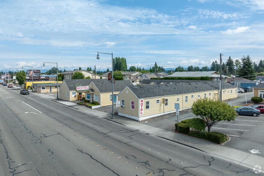 More Photos Of 810 State Ave, Marysville Hotel For Sale