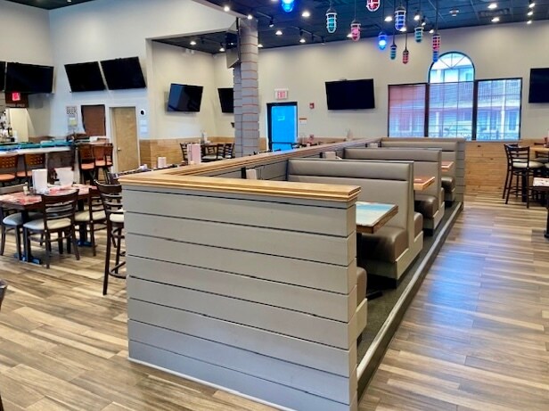 More Photos Of 250 Route 202, Flemington Hotel For Lease