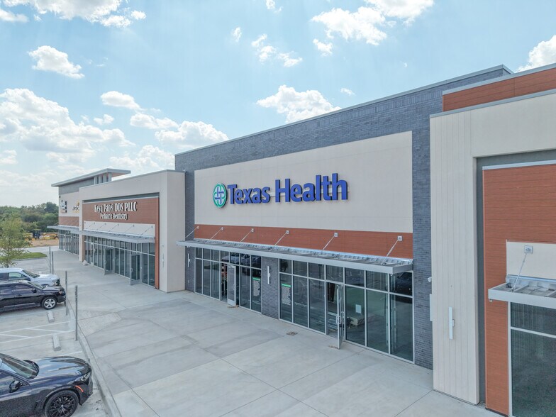 Primary Photo Of 2211 Central Expressway, Melissa General Retail For Sale