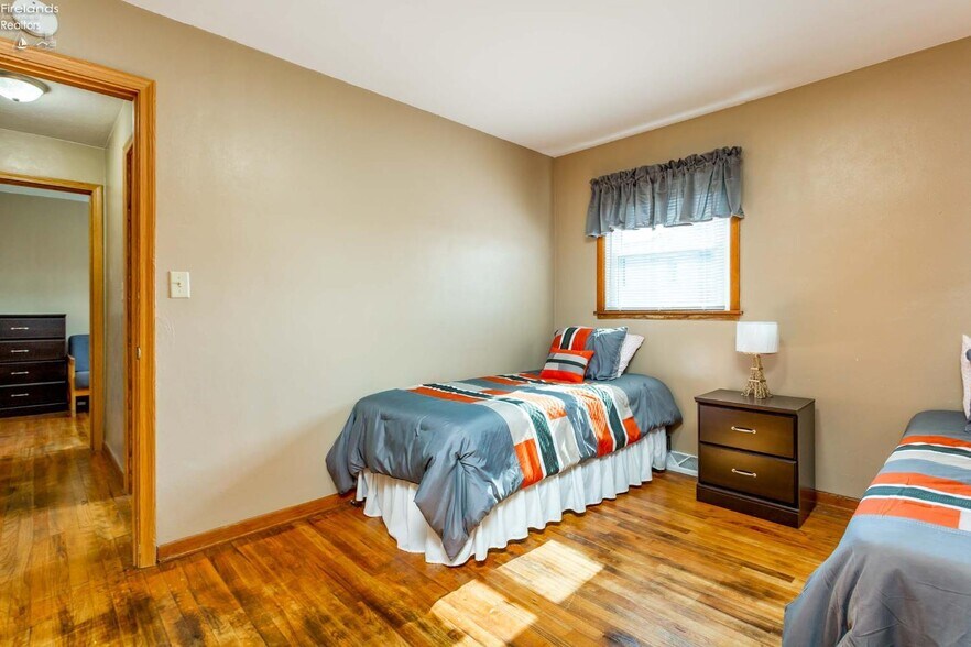 More Photos Of 5414 Homegardner Rd, Castalia Apartments For Sale