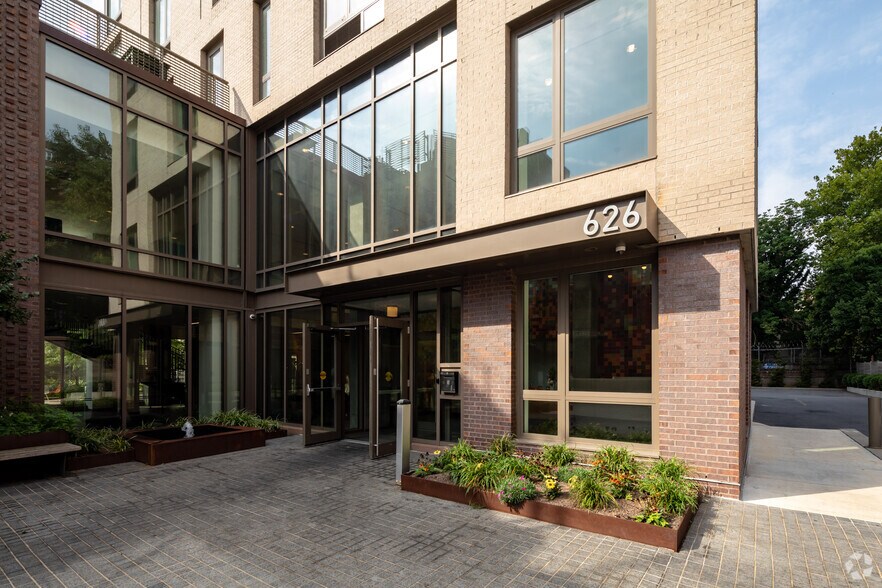 More Photos Of 626-632 Flatbush Ave, Brooklyn Apartments For Lease