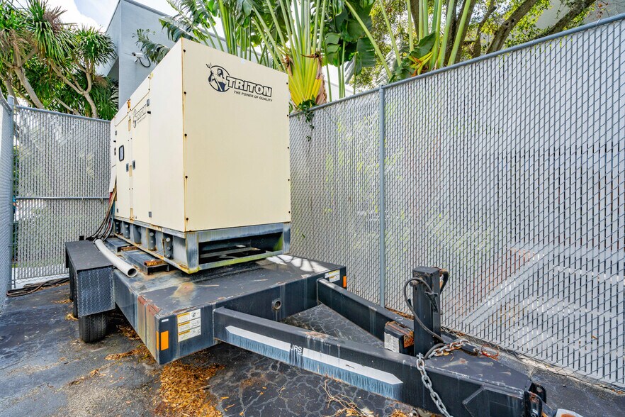 More Photos Of 2841 W Cypress Creek Rd, Fort Lauderdale Medical For Lease