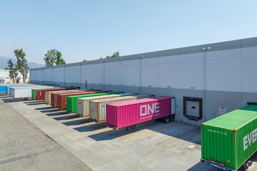 More Photos Of 14650 Meyer Canyon Rd, Fontana Warehouse For Lease