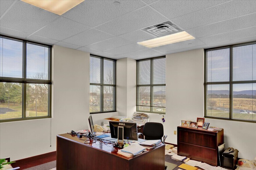 More Photos Of 1350 Broadcasting Rd, Wyomissing Office For Sale