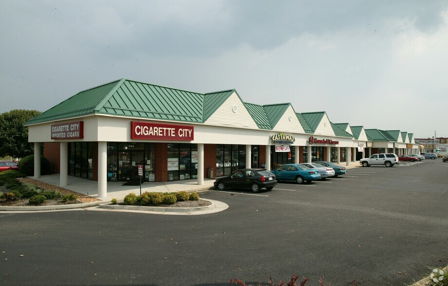 More Photos Of 551-595 Southpark Blvd, Colonial Heights Storefront Retail Office For Lease