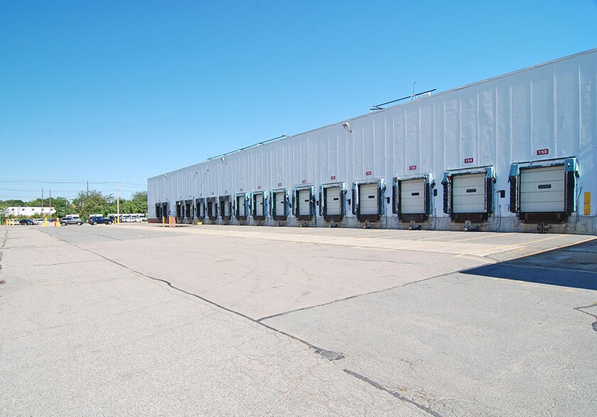 Primary Photo Of 200 Meadow Rd, Boston Refrigeration Cold Storage For Lease