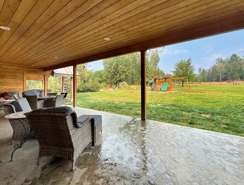 More Photos Of 37495 Boulder Flat Ln, Halfway Land For Sale
