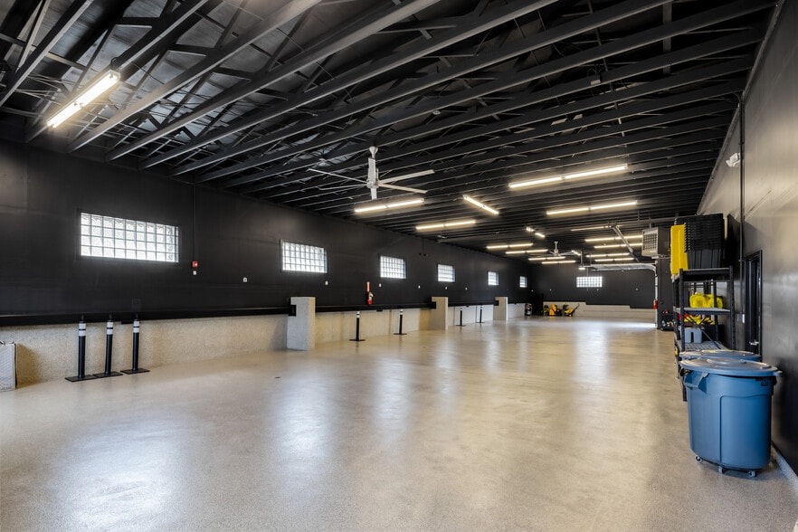 More Photos Of 2192 W College Ave, Englewood Warehouse For Sale