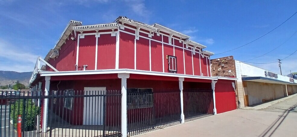 More Photos Of 25598 Base Line St, San Bernardino Storefront Retail Office For Sale