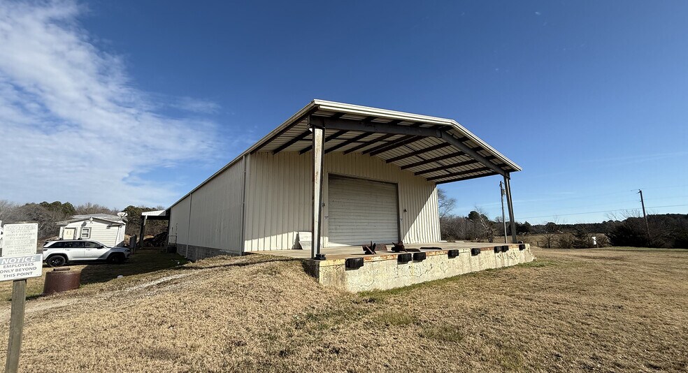 More Photos Of 6056 Seaside Rd, Exmore Industrial For Lease