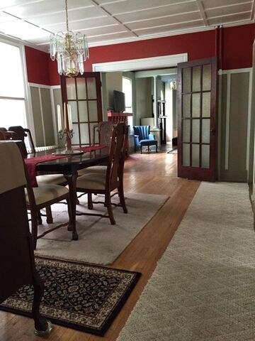 More Photos Of 562 5th Ave, Troy Specialty For Lease