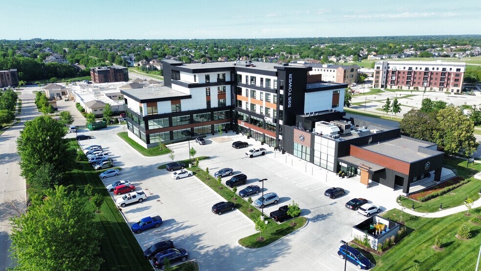 More Photos Of 595 S 60th St, West Des Moines Office For Lease