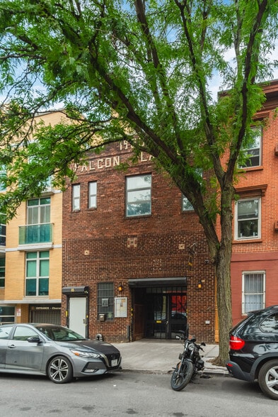 More Photos Of 65 N 7th St, Brooklyn Warehouse For Sale