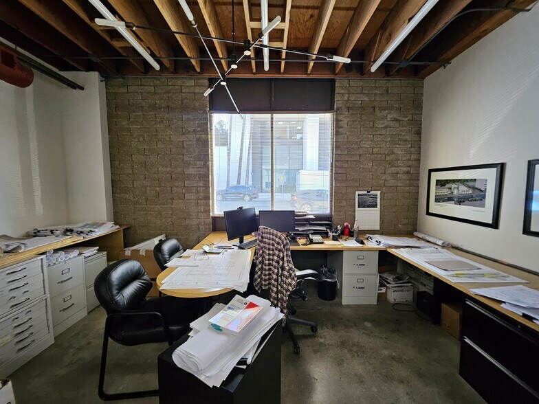 More Photos Of 1635 Pontius Ave, Los Angeles Medical For Sale
