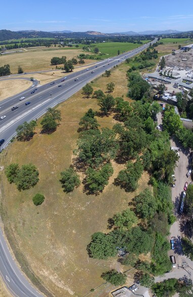 More Photos Of 790 Shiloh Rd, Windsor Land For Sale