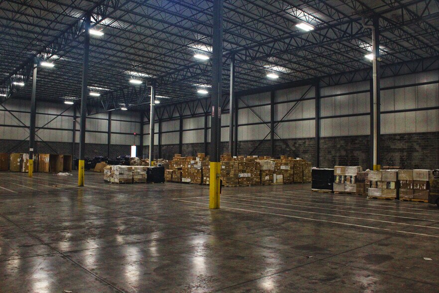 More Photos Of 8001 Moving Way, Mentor Warehouse For Sale