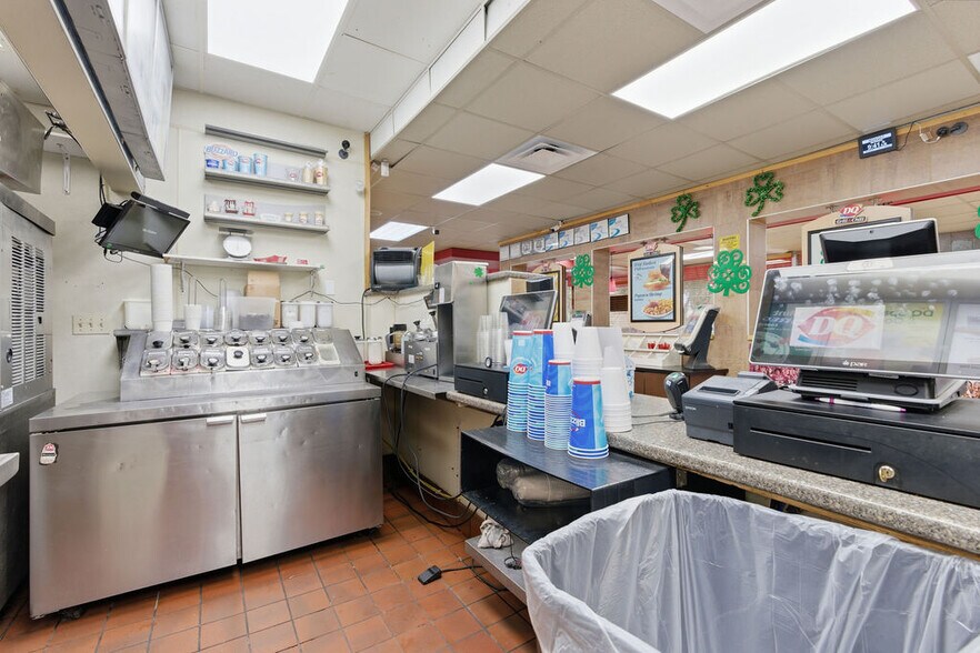 More Photos Of 2227 N Monroe St, Tallahassee Fast Food For Sale