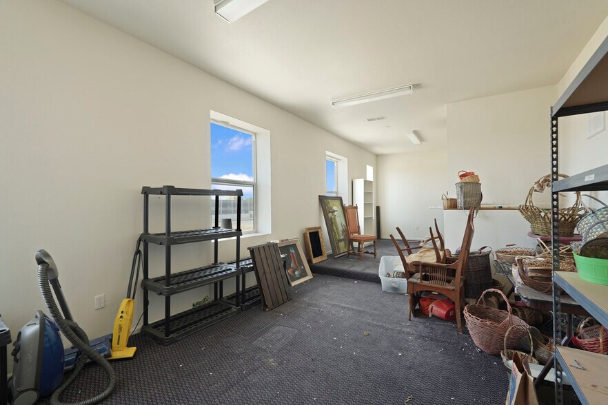 More Photos Of 2 N Main St, Lodi Storefront Retail Office For Sale