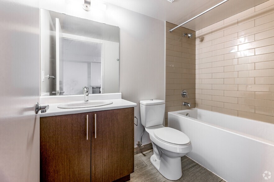 More Photos Of 614 Church St, Toronto Apartments For Lease