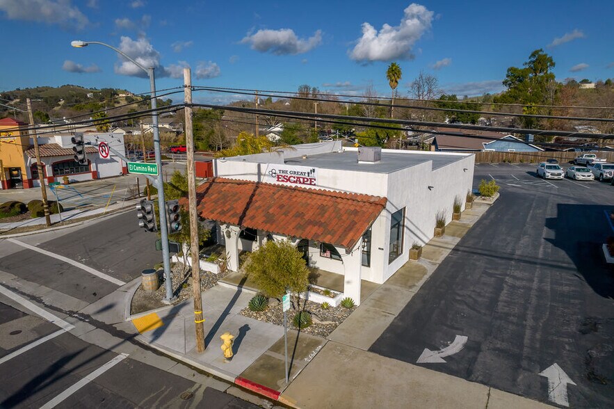 More Photos Of 8115-8149 El Camino Real, Atascadero Storefront Retail Office For Lease
