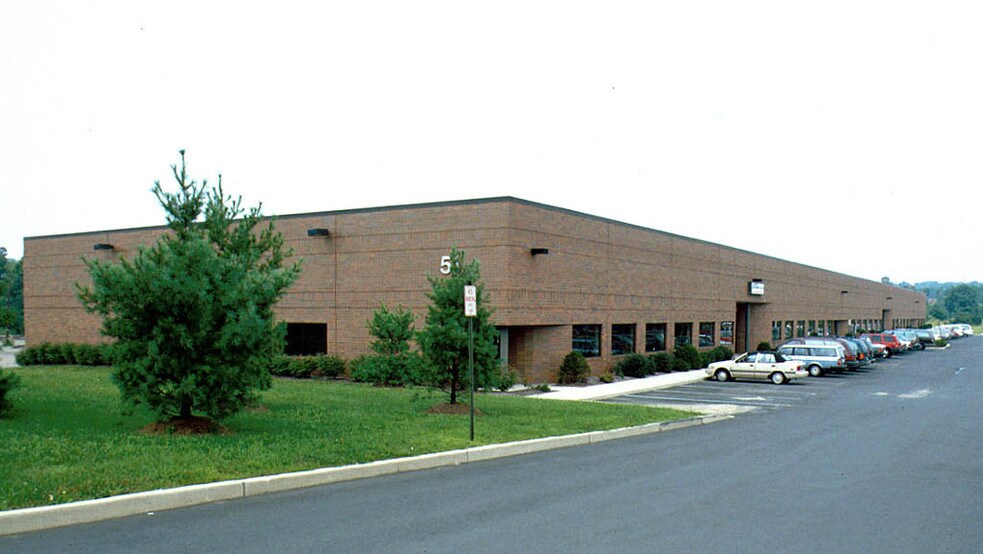 More Photos Of 51 Stouts Ln, Monmouth Junction Light Distribution For Lease