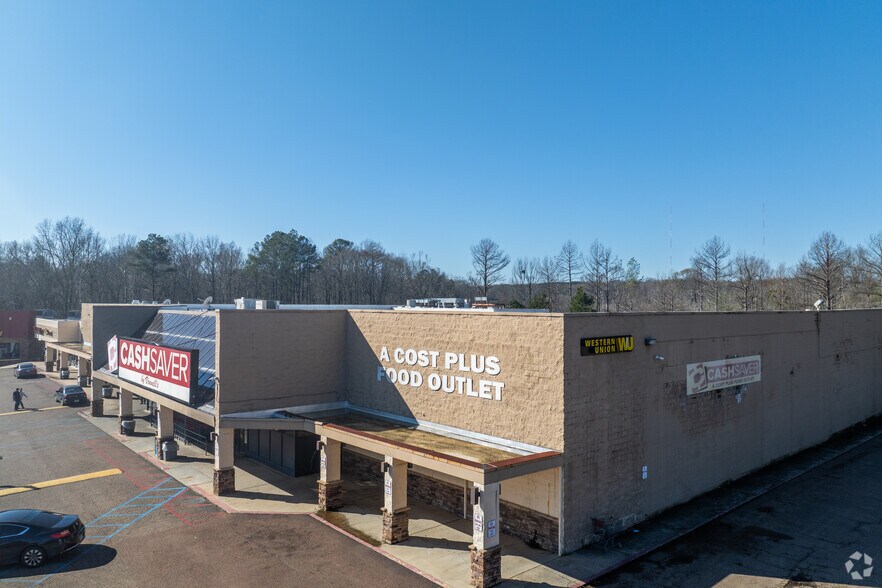 More Photos Of 2101-2106 Raymond Rd, Jackson Supermarket For Sale